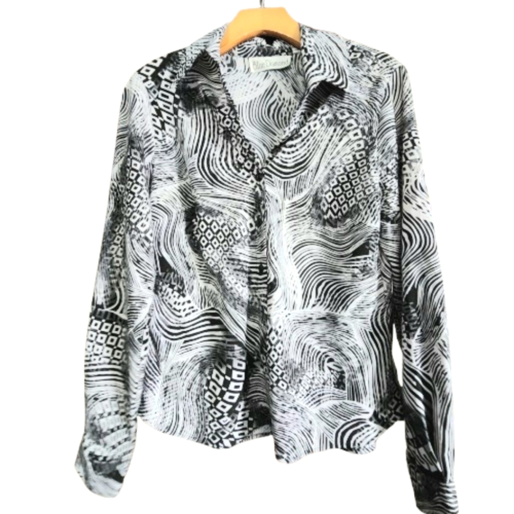 Womens M Blue Diamond Black & White Weird Girl Abstract Whimsigoth Button Shirt
